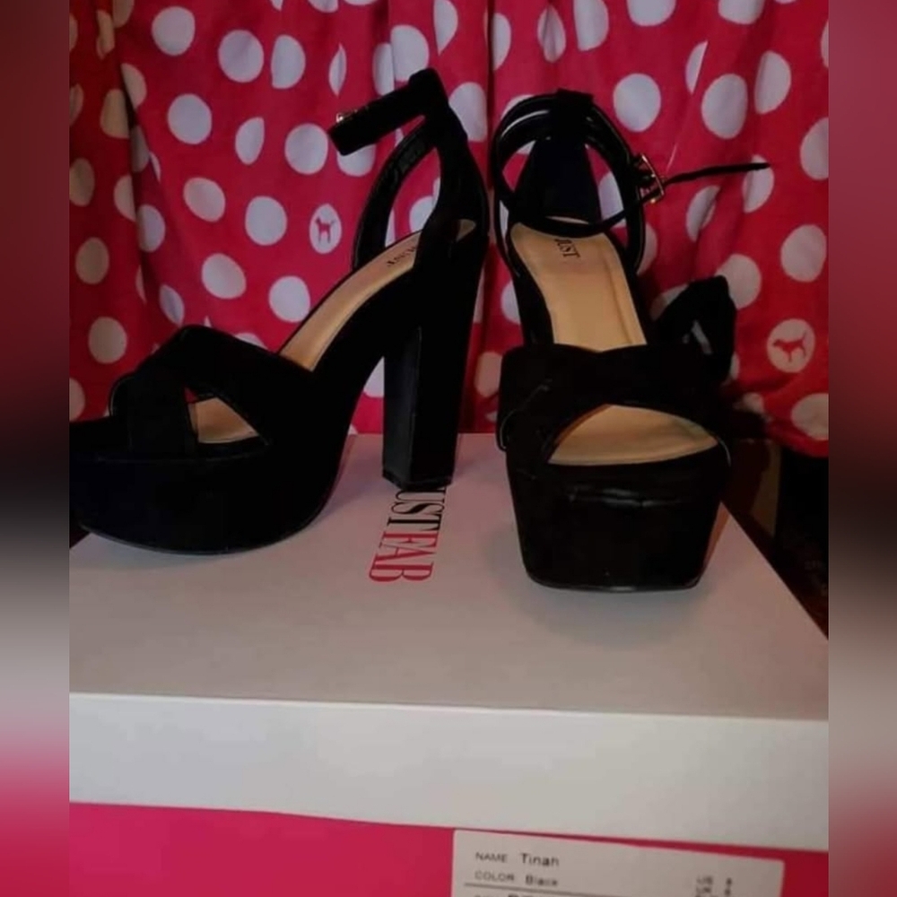 JustFab Elegant Black Platform Heels